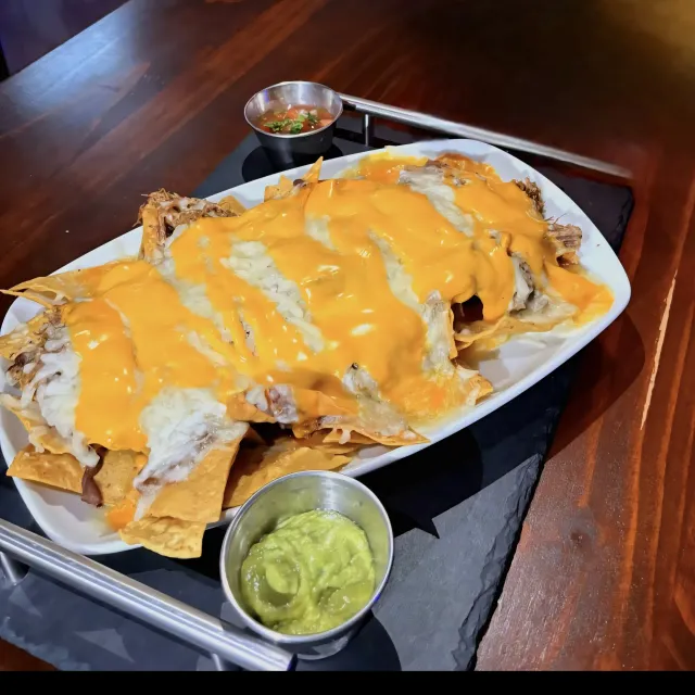 Foto de NACHOS DE CARNE de Rancho Mandy's