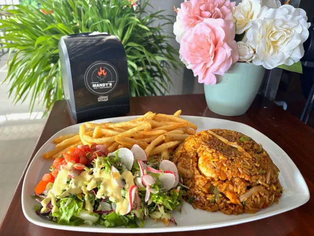 Arroz con Pollo y Ensalada Fresh